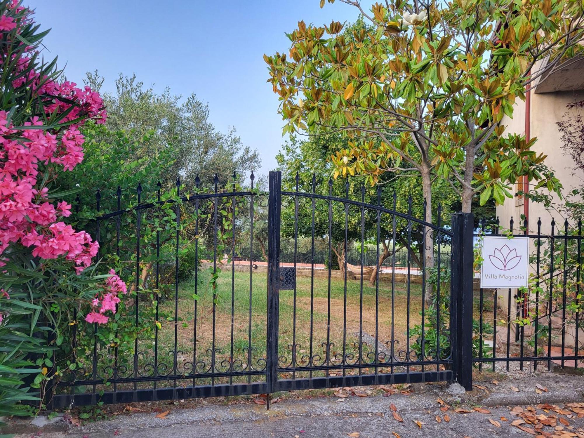 Villa Magnolia لِتوخورو المظهر الخارجي الصورة